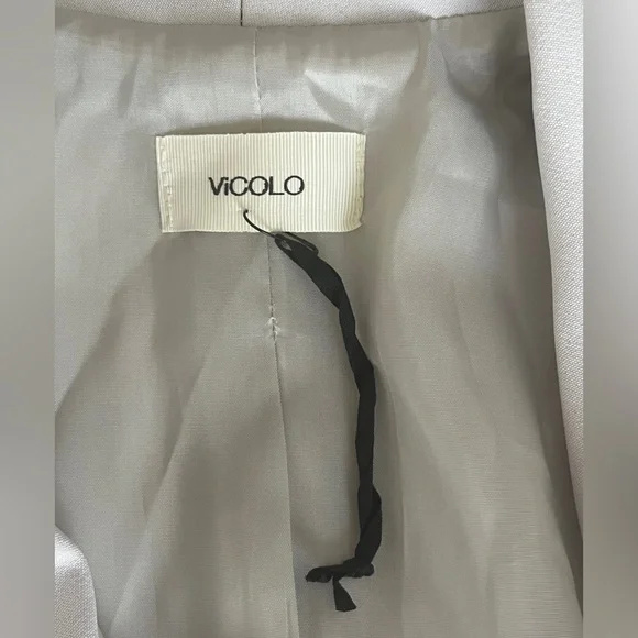 VICOLO Light Gray Tailored Blazer with Notched Lapels - Picture 4 of 11